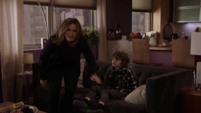 - I love you, honey. - Law & Order: Special Victims Unit