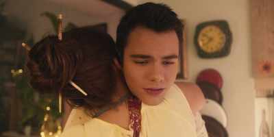 - I love you.
- I love you too, son. - Oh, Ramona!