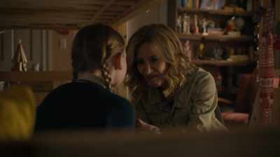 - I love you.
- (RINGTONE PLAYING) - Evil