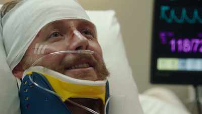 I love you, too, Devon Pravesh. - The Resident