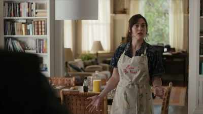 - I made breakfast for everybody.
- We get breakfast on the way now. - Fleishman Is in Trouble