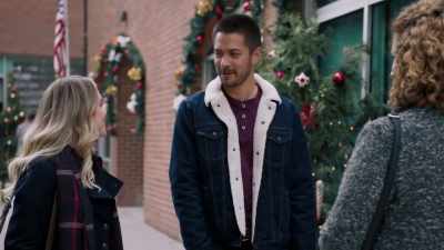 - I made my famous
christmas fruit cake, mateo. - Christmas Forgiveness