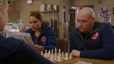 Main to battalion 25, be aware, - Chicago Fire