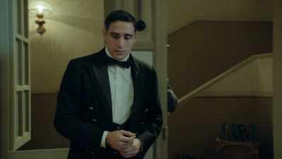 I married Santiago for love
and nothing else. - Grand Hotel