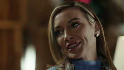 I mean, you do
make a good point, - A Royal Christmas Crush