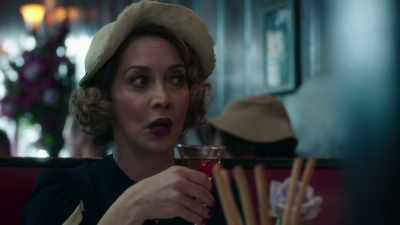 I mean, she does try
to remain faithful, - The Last Tycoon