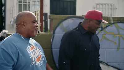 I mean, dude
couldn't even fight back, - Hip Hop Uncovered