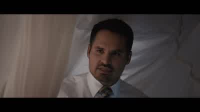We gotta land this bird He ain't goin' anywhereAnd the expression is land this fishNo it's land the birdJust like you land the planeYou gotta land the plane to be in businessI know it's silly to get hung up on these kinds of things but I doHow am I gonna - Ant Man and the Wasp