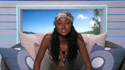 I MEAN, HIS BUTT CHEEKS JIGGLED
AT DIFFERENT TIMES. - Love Island