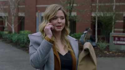I mean, how often
does that happen with people - Pretty Little Liars: The Perfectionists