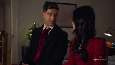 I mean, I knew it would
be, but I'm still sorry. - Christmas at the Golden Dragon
