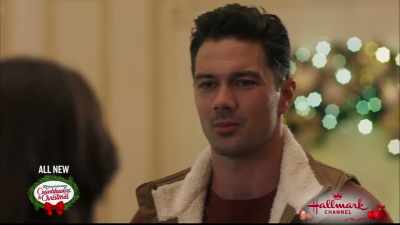 I mean, I know Amanda
will be really disappointed. - Christmas at the Plaza