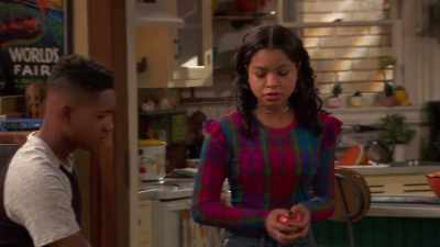 I mean, I'm supposed
to look up to her, - Raven's Home
