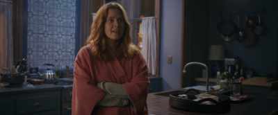 I mean, it's more interesting
than, like, working at Taco Bell. - The Woman in the Window