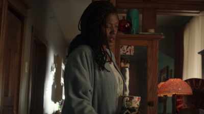 I mean, it's not normal
for a mother - The Chi