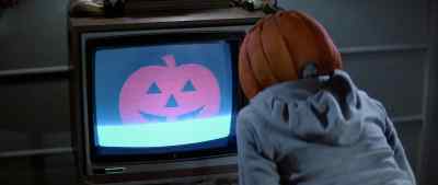 I mean, look. - Halloween III: Season of the Witch