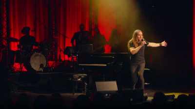I mean, no-one ever forgets
when they first heard - Tim Minchin: Back
