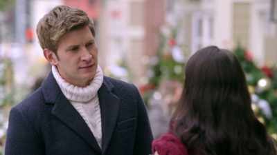 I mean, people want
sticky toffee pudding - A Sweet Christmas Romance
