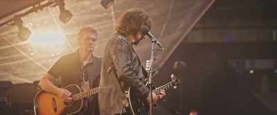 I mean, seriously, - Jeff Lynne's ELO: Wembley or Bust