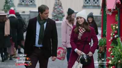 I mean, the castle
is so beautiful, - Christmas at Castle Hart