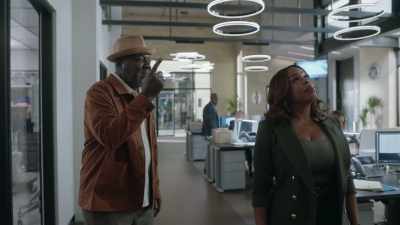 I mean, these fixtures
cost five grand each. - The Rookie: Feds