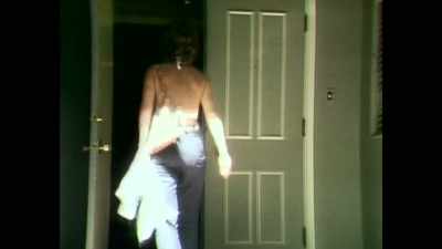 I mean, we walked out
on the front steps, - Ted Bundy: Falling for a Killer
