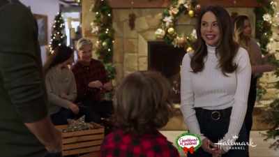 I mean, yeah, if you want,
I could do that. - Coyote Creek Christmas
