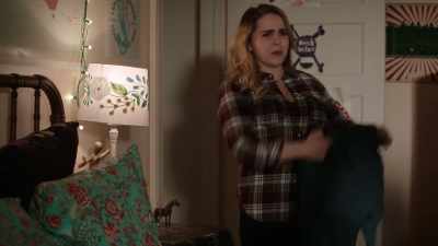 I mean, you'd have
to really yank on them. - Good Girls