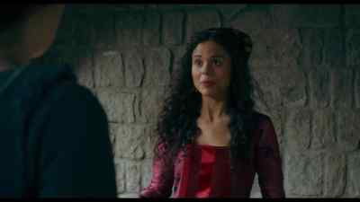 I meet an eligible noble,
he buys me a castle, - The Decameron