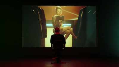 -: I met her, I fell in love with her, - Inside the Mind of a Con Artist