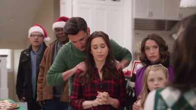 I must admit, competition wasn't
as robust as in years past. - Haul Out the Holly: Lit Up