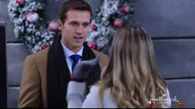 I must apologize No I'm sorry - Christmas at the Palace