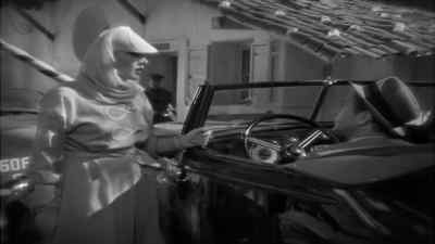I must ask you to stop
that horn at once! - Desire