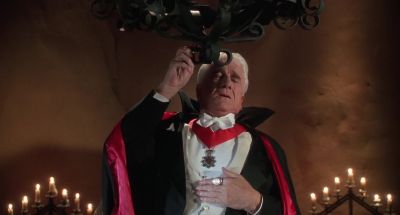 I must move the coffin - Dracula: Dead and Loving It