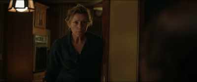 I must say, Robbie has
been the consummate host. - Three Billboards Outside Ebbing, Missouri
