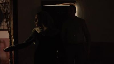 I need a bathroom. - Homeland