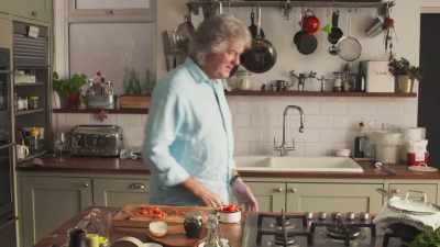 I need a bigger... Nikki! - James May: Oh Cook!