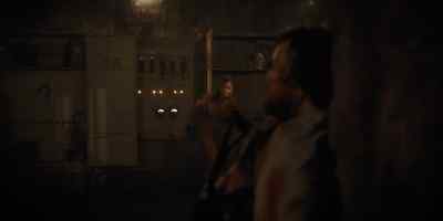 I need a weapon. - Resident Evil