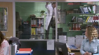 I need a wee - Green Wing