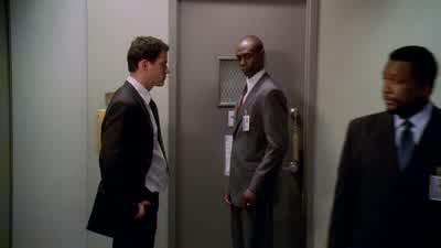 - I need a word with you. - The Wire