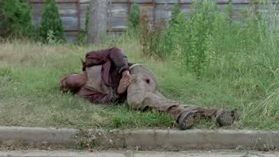 I need an abdominal binder. - The Walking Dead