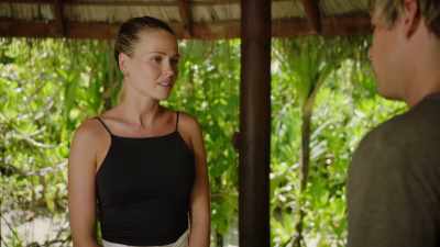 I need this article
to save my career, - Love in the Maldives