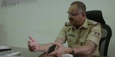 I need to do this
because he keeps telling us stories. - Crime Stories: India Detectives