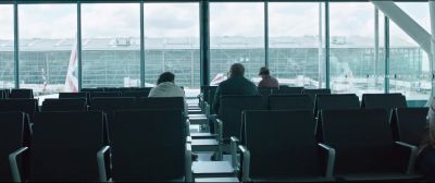 I need to find someone outside the service that I can trust - MI 5
