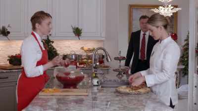 I need to focus on making sure
that this dinner is perfect. - Catering Christmas