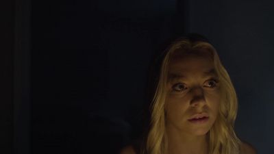 I need to get dressed. - Mr. Robot