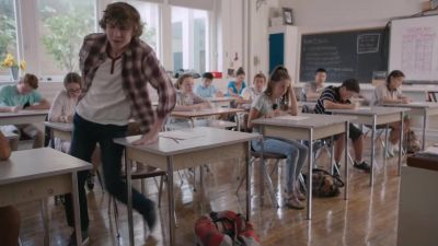 - I need to go!
- Please wait for the bell. - Workin' Moms