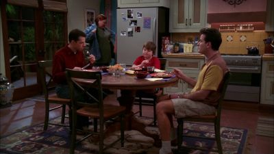 I need to go to the bathroom. - Two and a Half Men