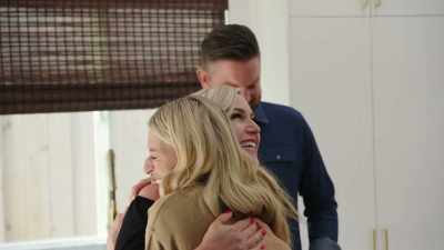 - I need to hug you forever.
- [both laughing] - Help! I Wrecked My House
