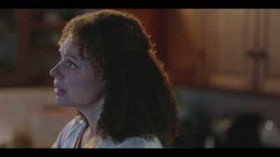 I need to know
where she is, jen. - Girl in the Video